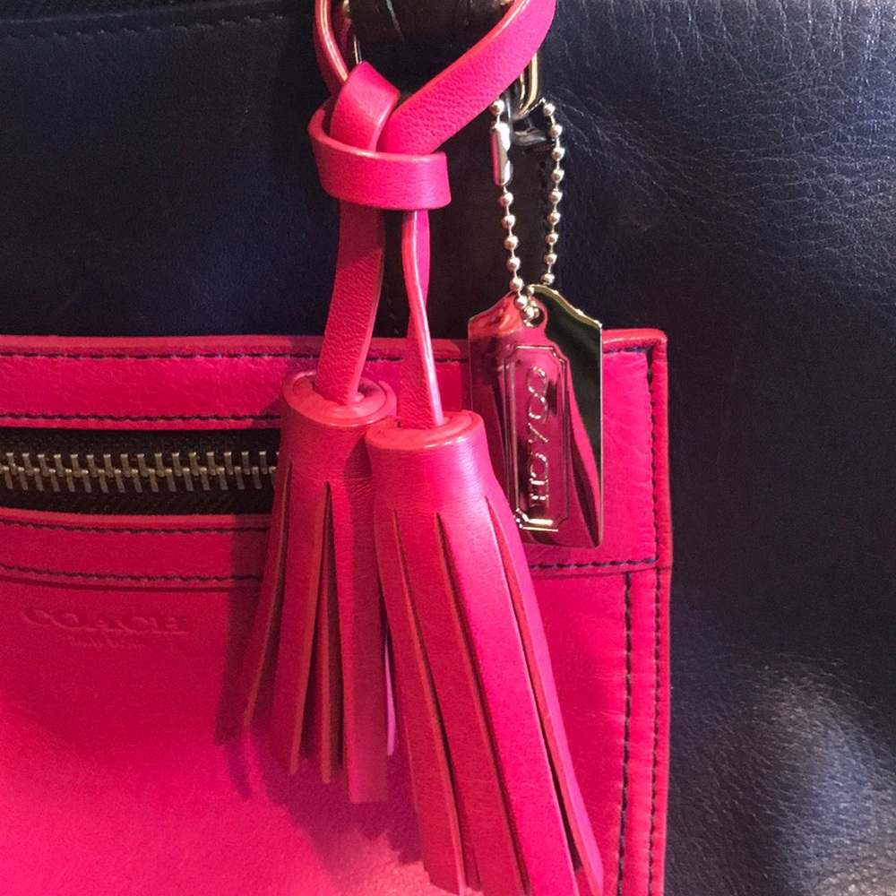 Authentic Coach purse - Picture 6 of 7